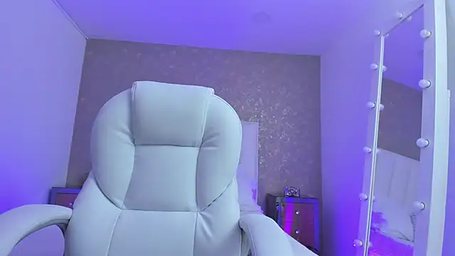 KaylieBrooks online show from 22, 12, 2025