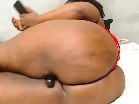 Snapshot of ROYALASS25 chatting on 9, 3, 2025 ROYALASS25 online show from 9, 3, 2025