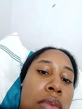 Snapshot of MoniqueMulberry chatting on 22, 9, 2025 MoniqueMulberry online show from 22, 9, 2025