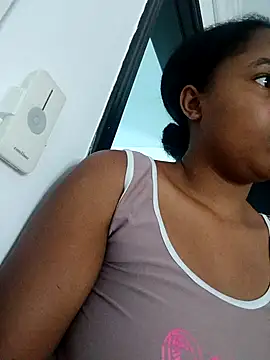 Snapshot of MoniqueMulberry chatting on 18, 10, 2025 MoniqueMulberry online show from 18, 10, 2025