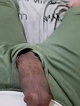 Snapshot of anis3g4 chatting on 5, 2, 2026 anis3g4 online show from 5, 2, 2026