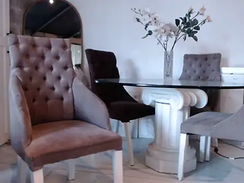 Snapshot of Marrr-hot chatting on 7, 11, 2025 Marrr-hot online show from 7, 11, 2025