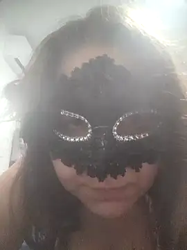 Snapshot of LOCA_GIRL chatting on 10, 9, 2025 LOCA GIRL online show from 10, 9, 2025