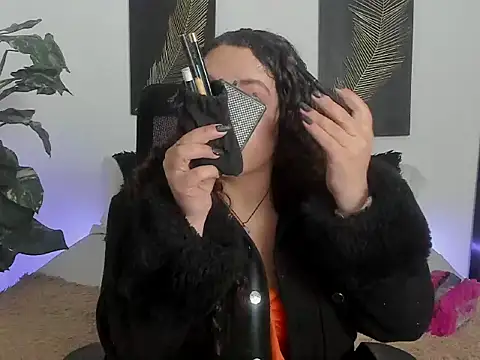 RubyStrong online show from 13, 11, 2025