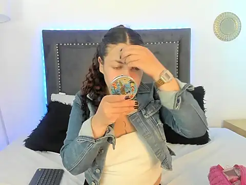 RubyStrong online show from 14, 4, 2026