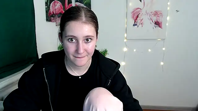 Milka kamila online show from 13, 11, 2025