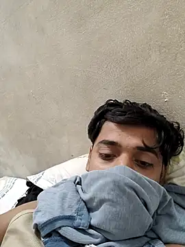 Snapshot of ritwesh chatting on 22, 11, 2025 ritwesh online show from 22, 11, 2025