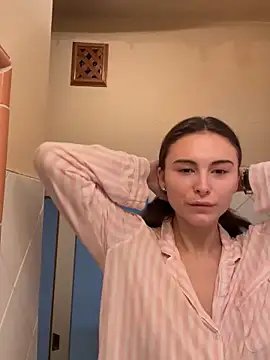 SophiiaStarr online show from 13, 2, 2026