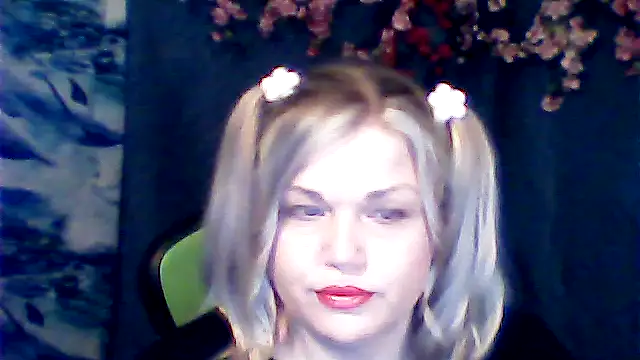 Nayvessa online show from 4, 11, 2025