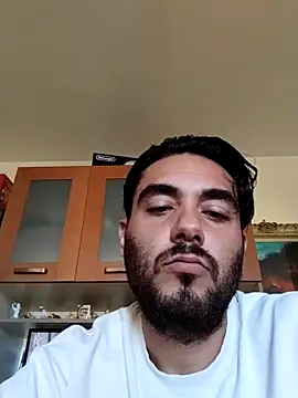 Snapshot of axsimil chatting on 4, 11, 2025 axsimil online show from 4, 11, 2025