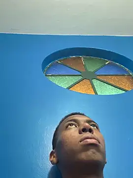 Snapshot of bb_bigblack chatting on 2, 11, 2025 bb bigblack online show from 2, 11, 2025