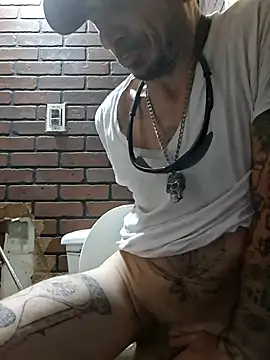 Snapshot of Mrluckstick chatting on 10, 7, 2026 Mrluckstick online show from 10, 7, 2026