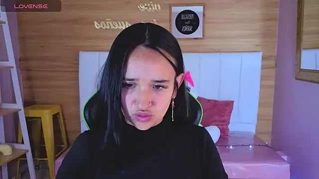 bella vibess s online show from 5, 3, 2026