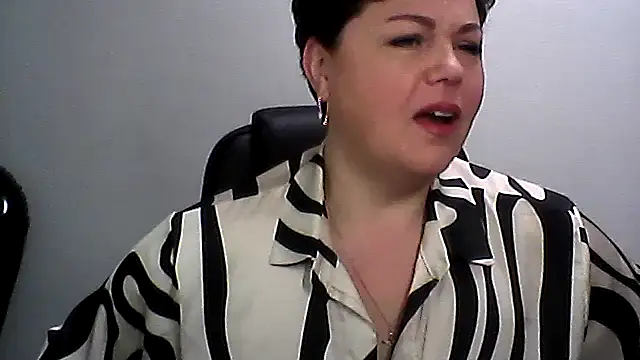 EllaLove2277 online show from 3, 12, 2025