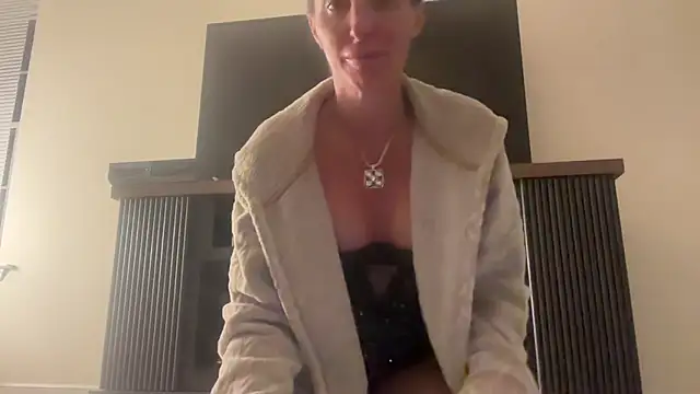 Snapshot of NurseStephania chatting on 27, 9, 2025 NurseStephania online show from 27, 9, 2025