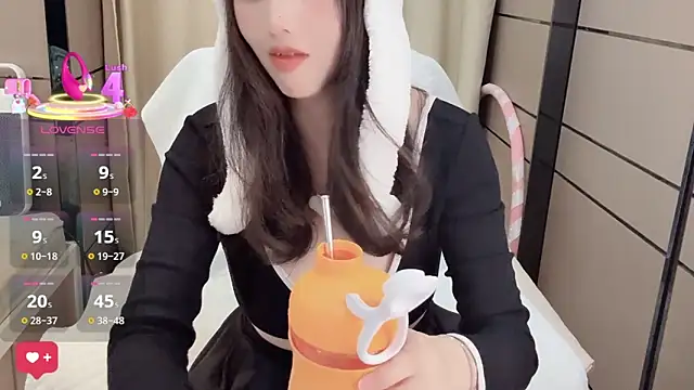  Ling Ling online show from 24, 11, 2025