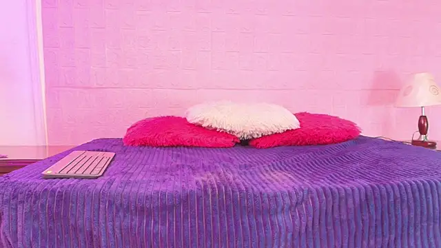 Baby kinky-- online show from 9, 10, 2025