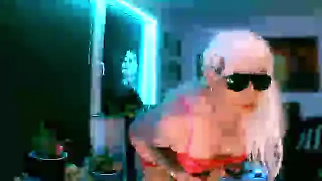 hellgirl1980 online show from 12, 11, 2025