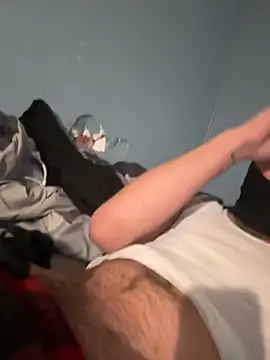 Snapshot of DiscreetCell chatting on 21, 12, 2025 DiscreetCell online show from 21, 12, 2025