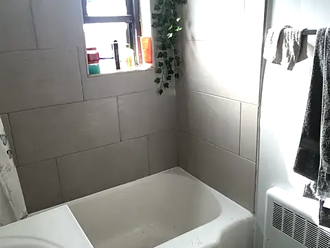 Snapshot of littyleesh1 chatting on 3, 12, 2025 littyleesh1 online show from 3, 12, 2025