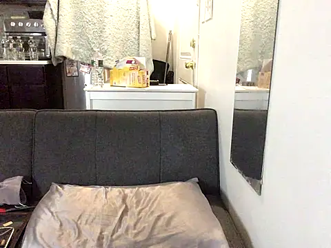 Snapshot of littyleesh1 chatting on 4, 12, 2025 littyleesh1 online show from 4, 12, 2025