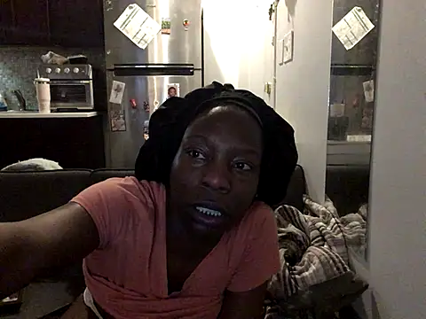 Snapshot of littyleesh1 chatting on 8, 1, 2026 littyleesh1 online show from 8, 1, 2026