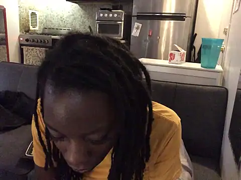 Snapshot of littyleesh1 chatting on 19, 7, 2026 littyleesh1 online show from 19, 7, 2026