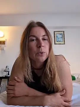 story of sarah online show from 7, 5, 2026