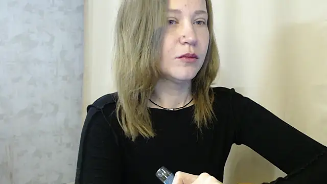 Snapshot of harpermoss chatting on 25, 10, 2025 harpermoss online show from 25, 10, 2025