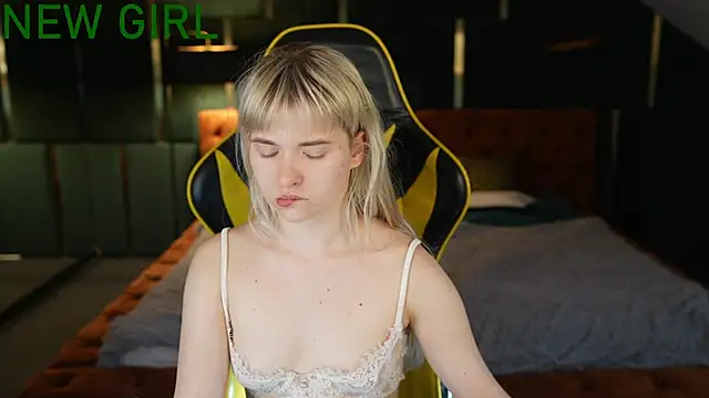 Snapshot of Ava_kiss054 chatting on 2, 5, 2026 Ava kiss054 online show from 2, 5, 2026