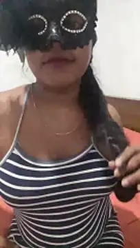 Snapshot of vinushi chatting on 26, 10, 2025 vinushi online show from 26, 10, 2025