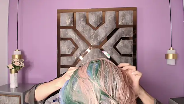 Electra Gosselin online show from 23, 9, 2025