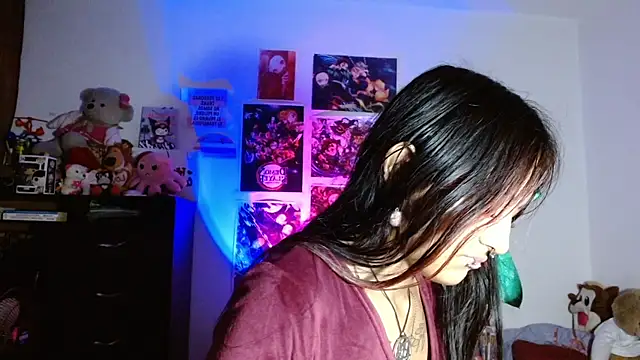 Snapshot of carolinerue chatting on 14, 10, 2025 carolinerue online show from 14, 10, 2025