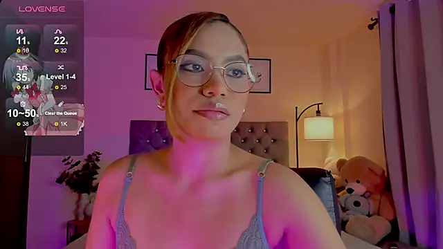 Snapshot of OxanaFedorova1- chatting on 7, 7, 2026 OxanaFedorova1- online show from 7, 7, 2026
