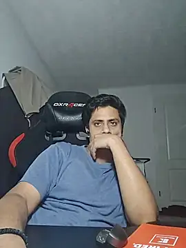 Snapshot of eyepach96 chatting on 6, 11, 2025 eyepach96 online show from 6, 11, 2025