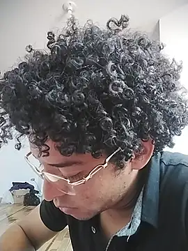 ThiagoFernandezChancay25 online show from 21, 2, 2026