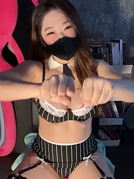 vy nguyen99 online show from 19, 9, 2025