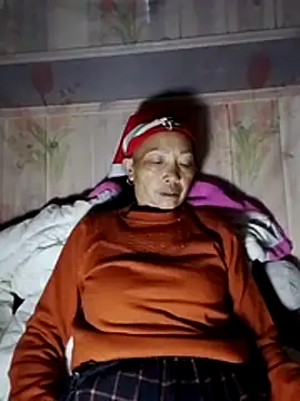 Snapshot of -Xuka-200 chatting on 6, 11, 2025 -Xuka-200 online show from 6, 11, 2025