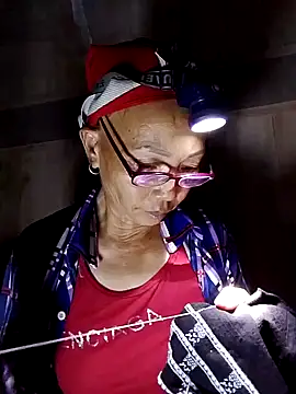 Snapshot of -Xuka-200 chatting on 9, 11, 2025 -Xuka-200 online show from 9, 11, 2025