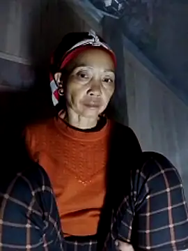 Snapshot of -Xuka-200 chatting on 15, 11, 2025 -Xuka-200 online show from 15, 11, 2025