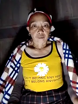 Snapshot of -Xuka-200 chatting on 25, 11, 2025 -Xuka-200 online show from 25, 11, 2025