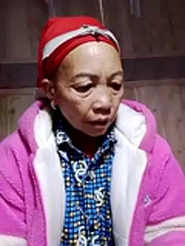 Snapshot of -Xuka-200 chatting on 30, 11, 2025 -Xuka-200 online show from 30, 11, 2025