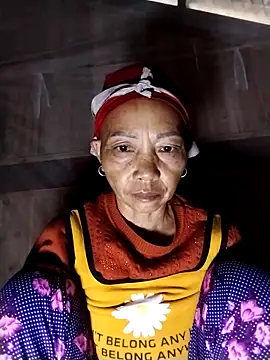 Snapshot of -Xuka-200 chatting on 16, 12, 2025 -Xuka-200 online show from 16, 12, 2025