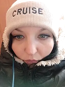 Snapshot of Breezy_88 chatting on 14, 10, 2025 Breezy 88 online show from 14, 10, 2025