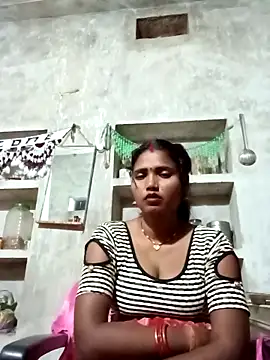 Snapshot of Cm_pooja chatting on 4, 10, 2025 Cm pooja online show from 4, 10, 2025