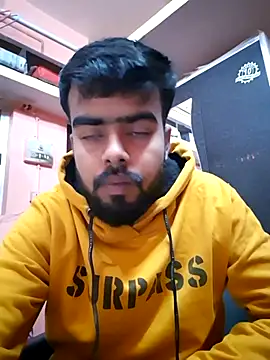 soniriyaa010101 online show from 1, 12, 2025