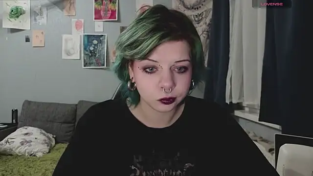 Snapshot of Alice_Zev chatting on 3, 10, 2025 Alice Zev online show from 3, 10, 2025