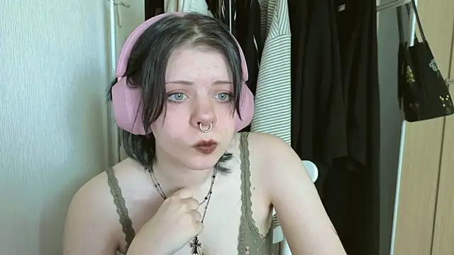 Snapshot of Alice_Zev chatting on 10, 5, 2026 Alice Zev online show from 10, 5, 2026