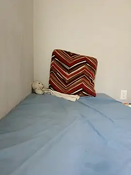 LuvTune online show from 12, 9, 2025