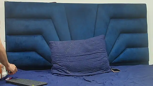 Angell cooper online show from 25, 2, 2026